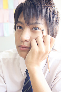 顎偏位の原因
