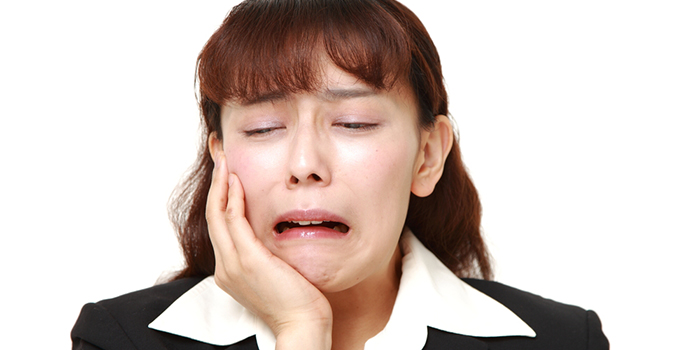 虫歯じゃないのに歯が痛い場合の原因とは?