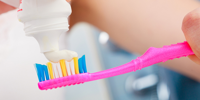 虫歯を予防しよう! 矯正器具をつける日々の「ブラッシング法」