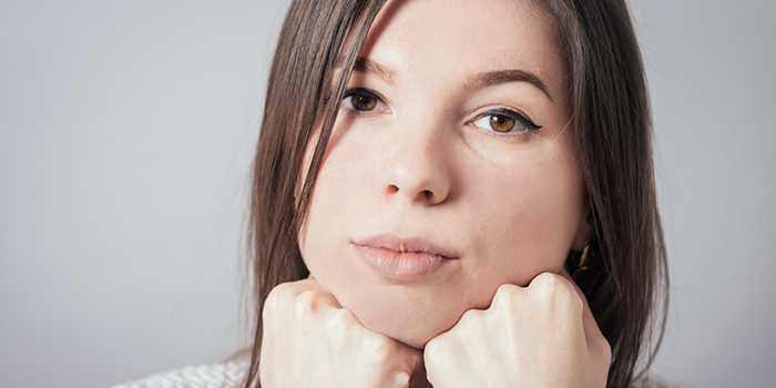 深刻な悩みの「受け口」。その原因と対処法