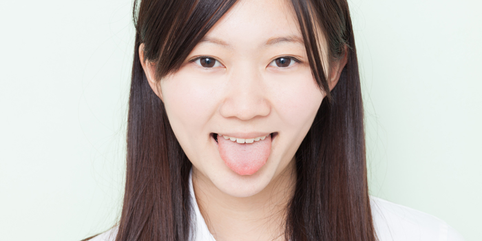 舌の置き場次第で歯周病が悪化する? 舌の位置が重要な理由とは