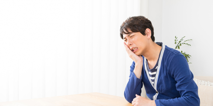 口呼吸は歯並びに影響が出るってほんと? 口呼吸をやめる方法は?