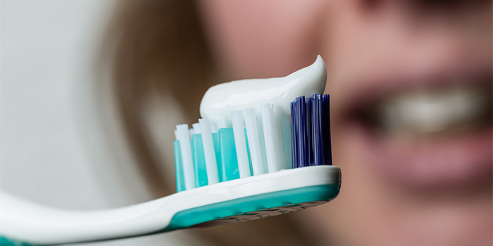 歯のエナメル質を強くする「フッ素(フッ化カルシウム)」