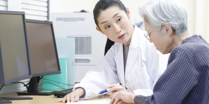 歯周病が原因③ 骨粗しょう症