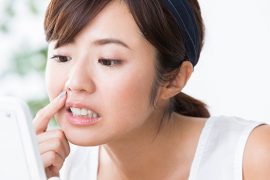 どうして歯茎が腫れる？　歯茎の腫れの原因と対処法
