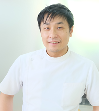 歯科医師 東先生